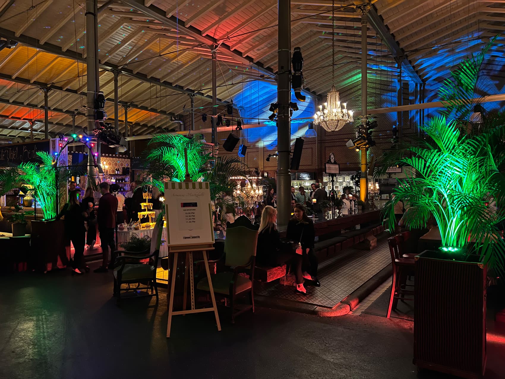 Vorbereitete Fläche mit Lichtspots – Beispiel für modulare Setups.